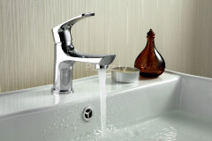 Смеситель Lemark Plus Shape LM1706C для раковины