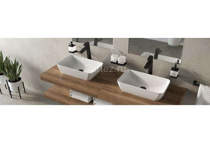 Дозатор для жидкого мыла Ravak 10° черный матовый (X07P559)