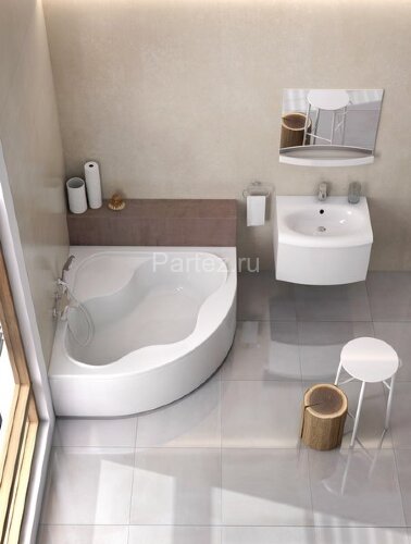 Ванна акриловая Ravak GENTIANA 150 x150 белая