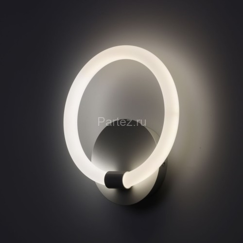 Настенный светильник DeMarkt 312024101