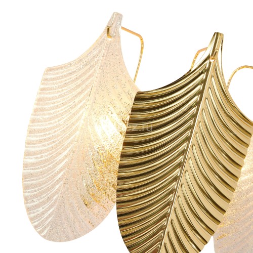 Настенный светильник Favourite 2619-3W