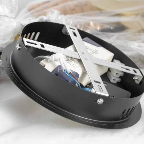 Потолочная люстра Lussole Loft LSP-8433